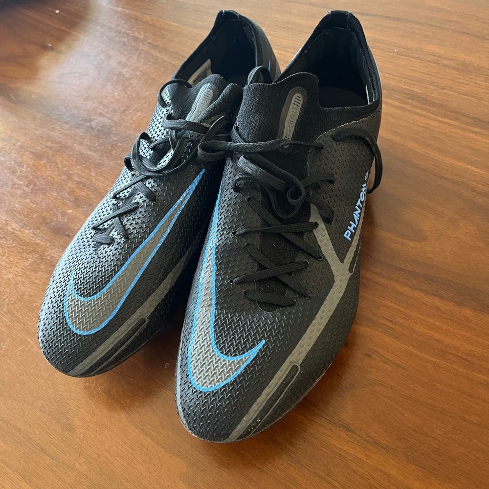 Nike Phantom GT2 Elite FG CZ9890-004 Soccer Cleats Size 10 - barely worn